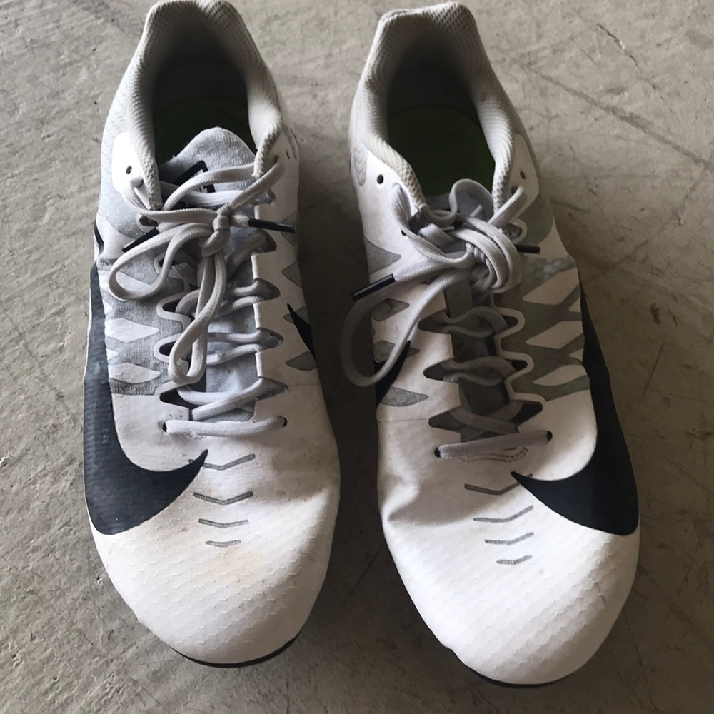 Mens Track and field shoes with spikes sz 9